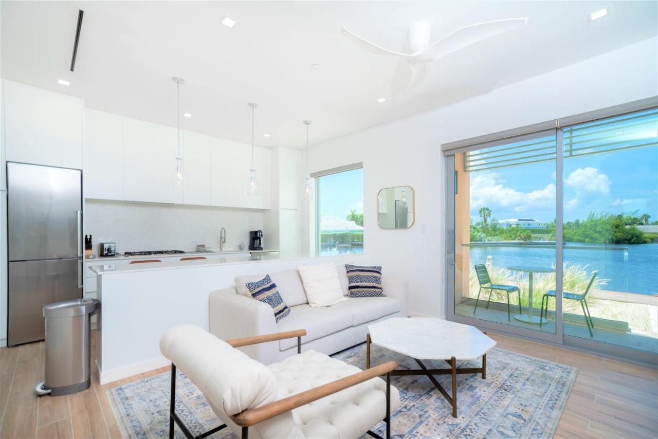Cayman Luxury Rentals At One Canal Point George Town Eksteriør billede