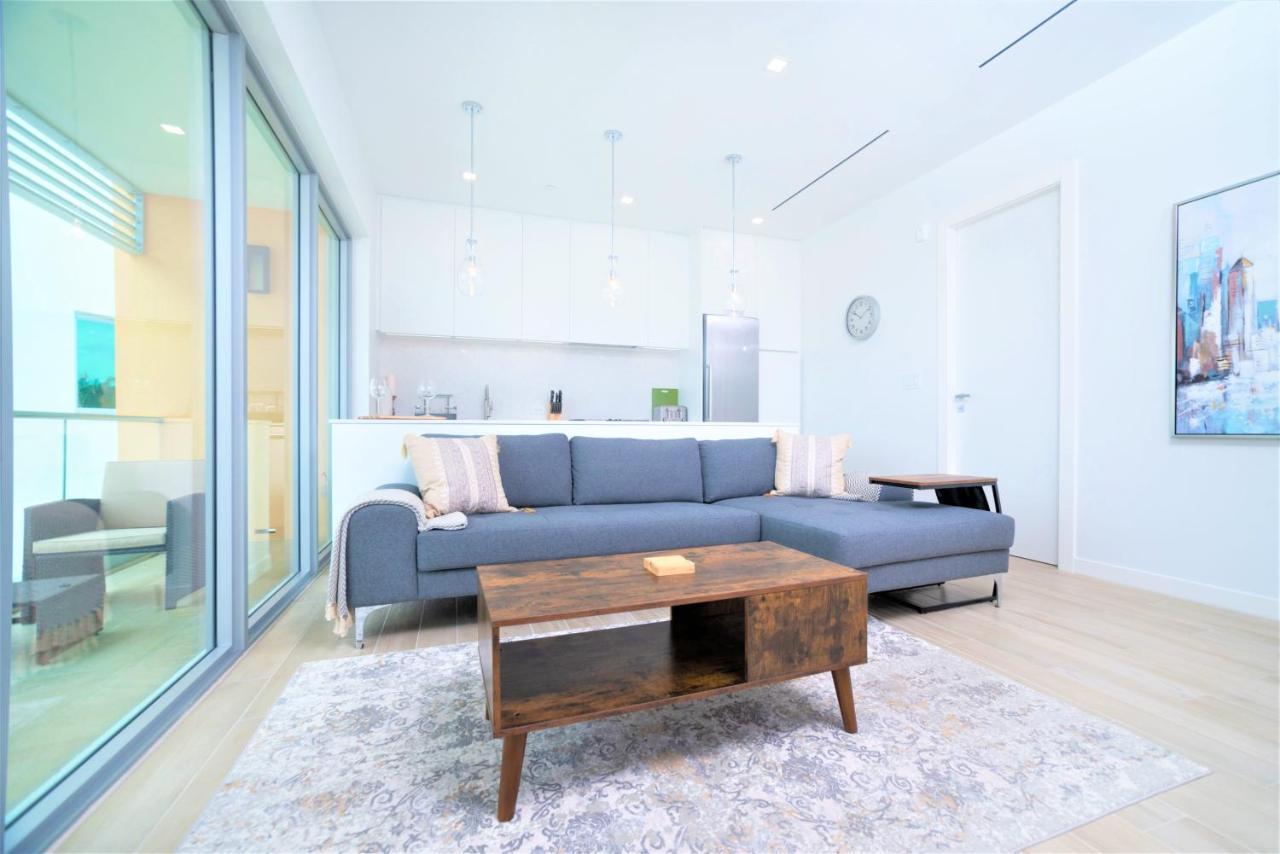 Cayman Luxury Rentals At One Canal Point George Town Eksteriør billede