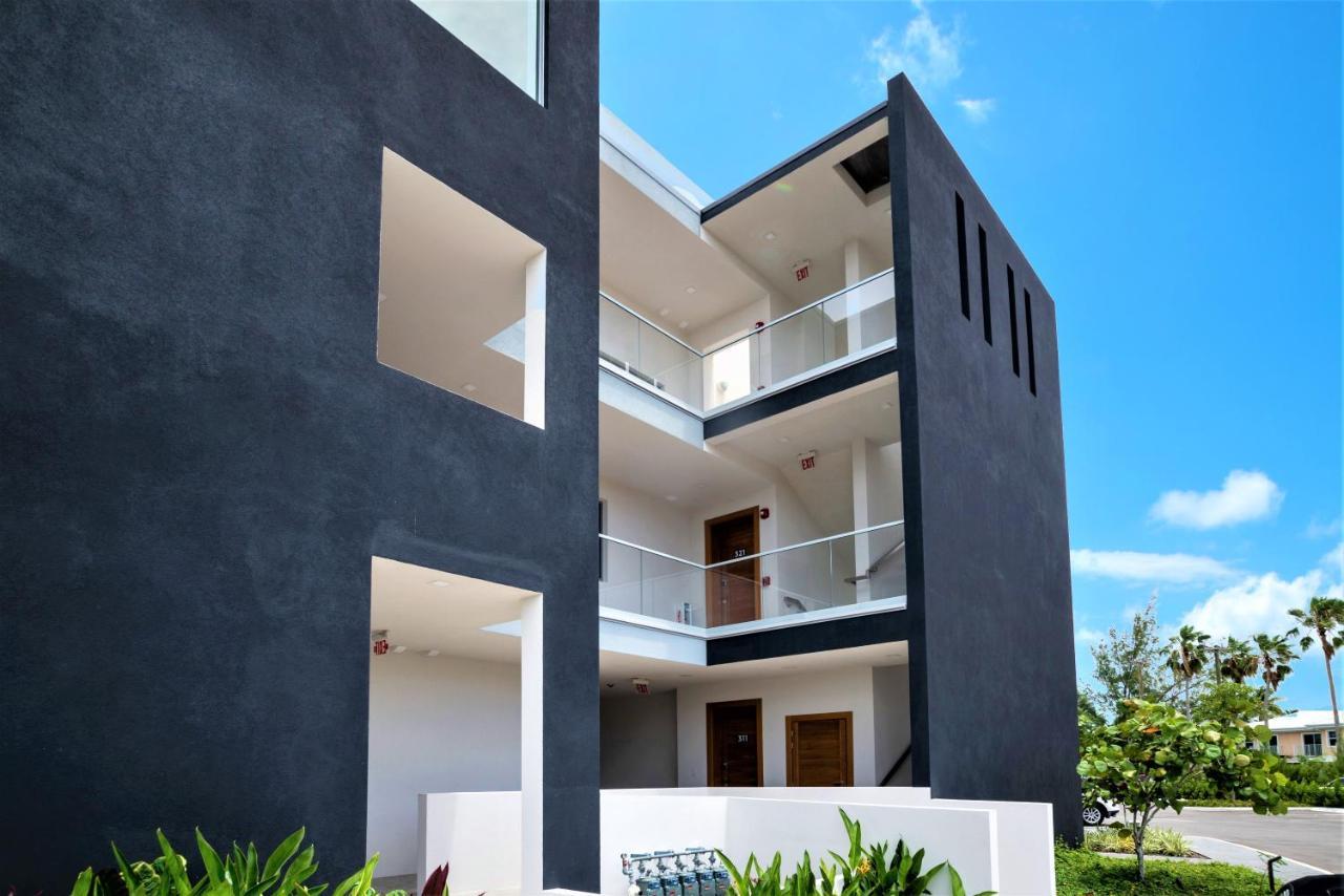 Cayman Luxury Rentals At One Canal Point George Town Eksteriør billede