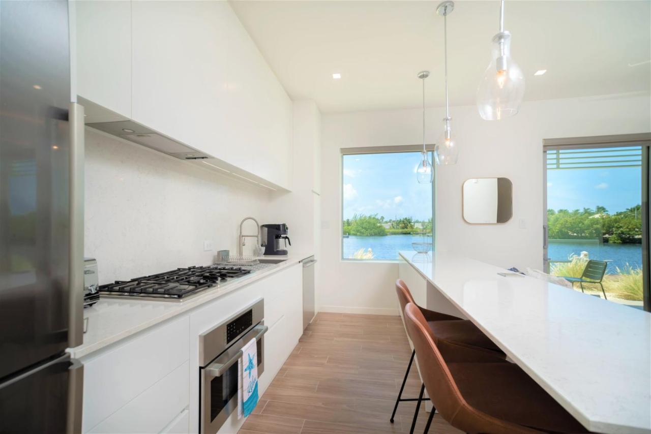 Cayman Luxury Rentals At One Canal Point George Town Eksteriør billede