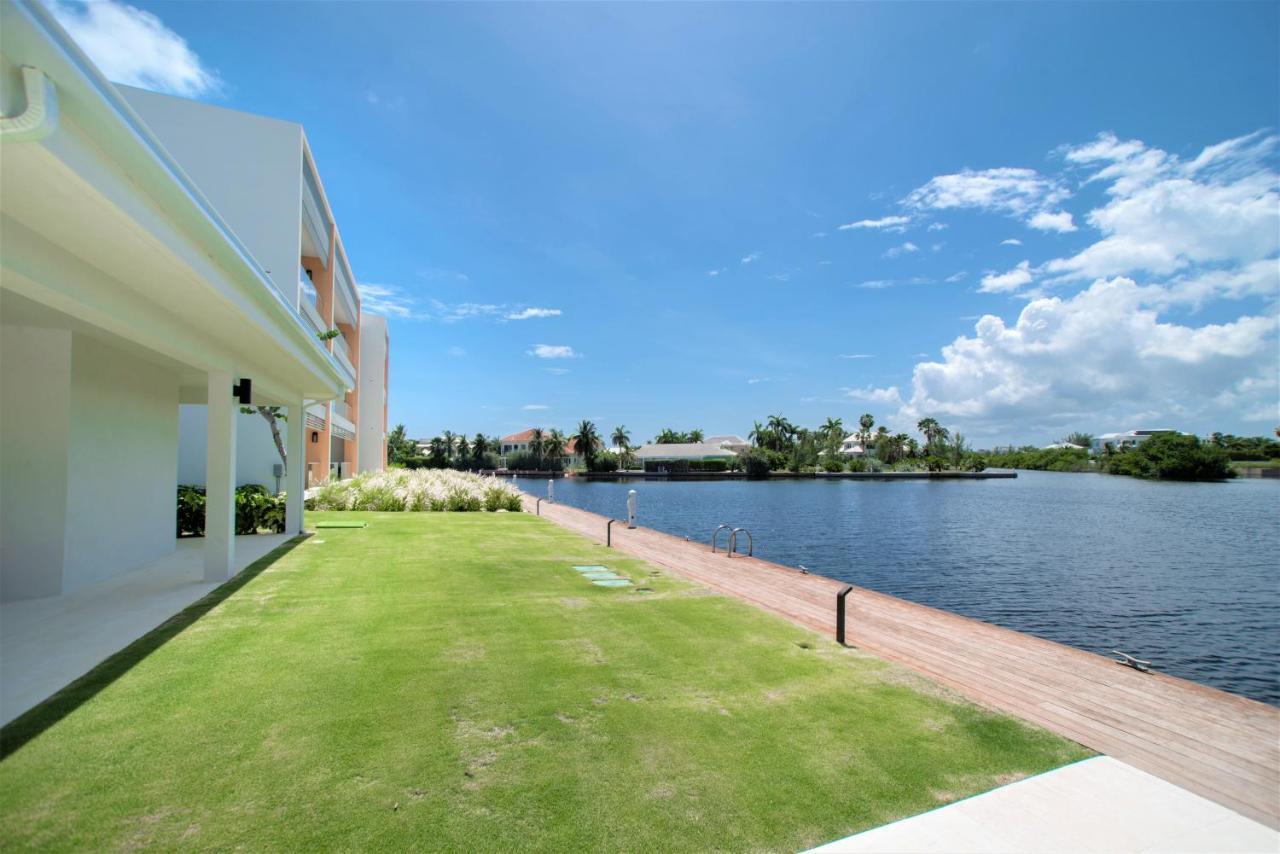Cayman Luxury Rentals At One Canal Point George Town Eksteriør billede