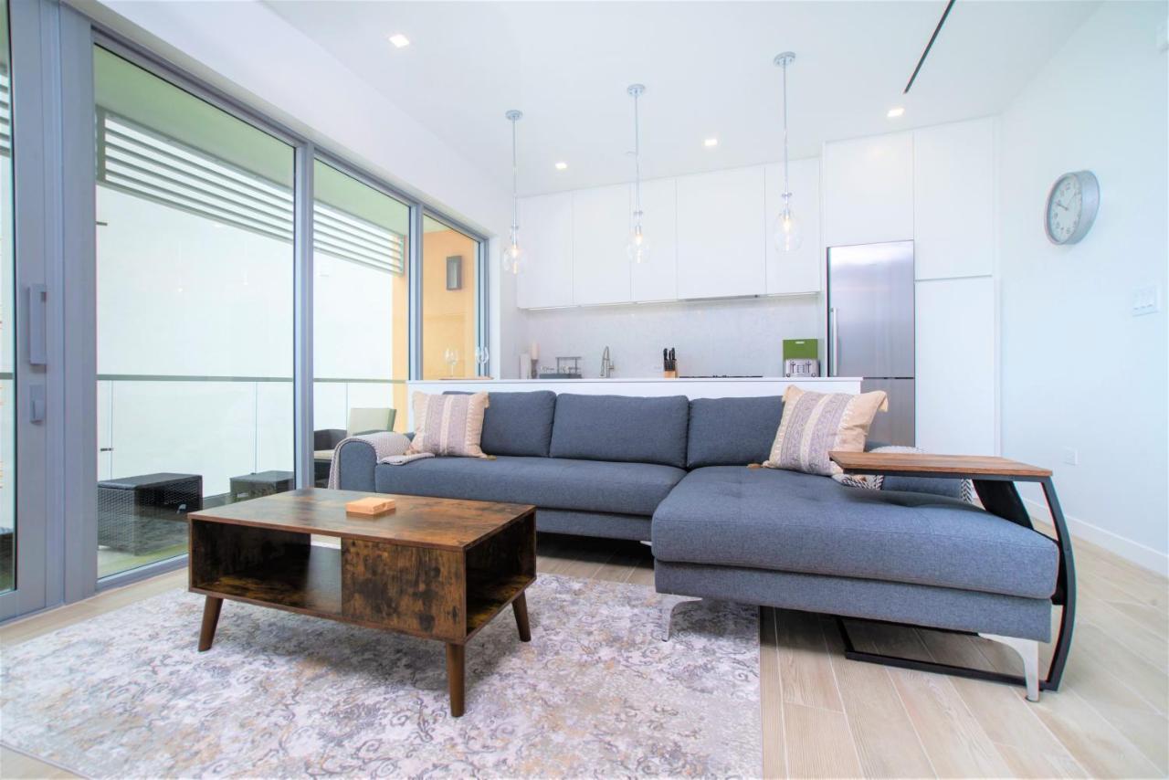 Cayman Luxury Rentals At One Canal Point George Town Eksteriør billede