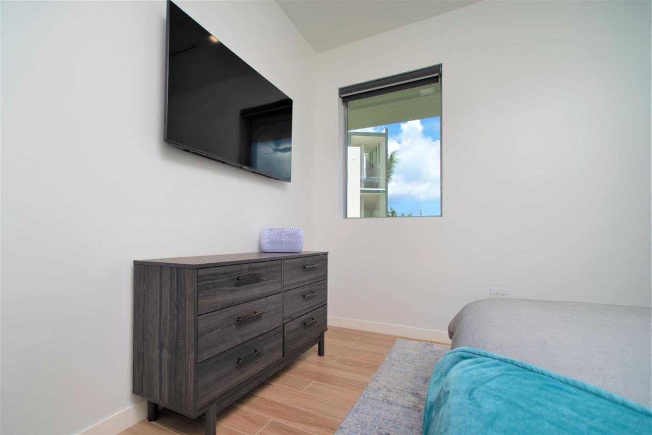 Cayman Luxury Rentals At One Canal Point George Town Eksteriør billede