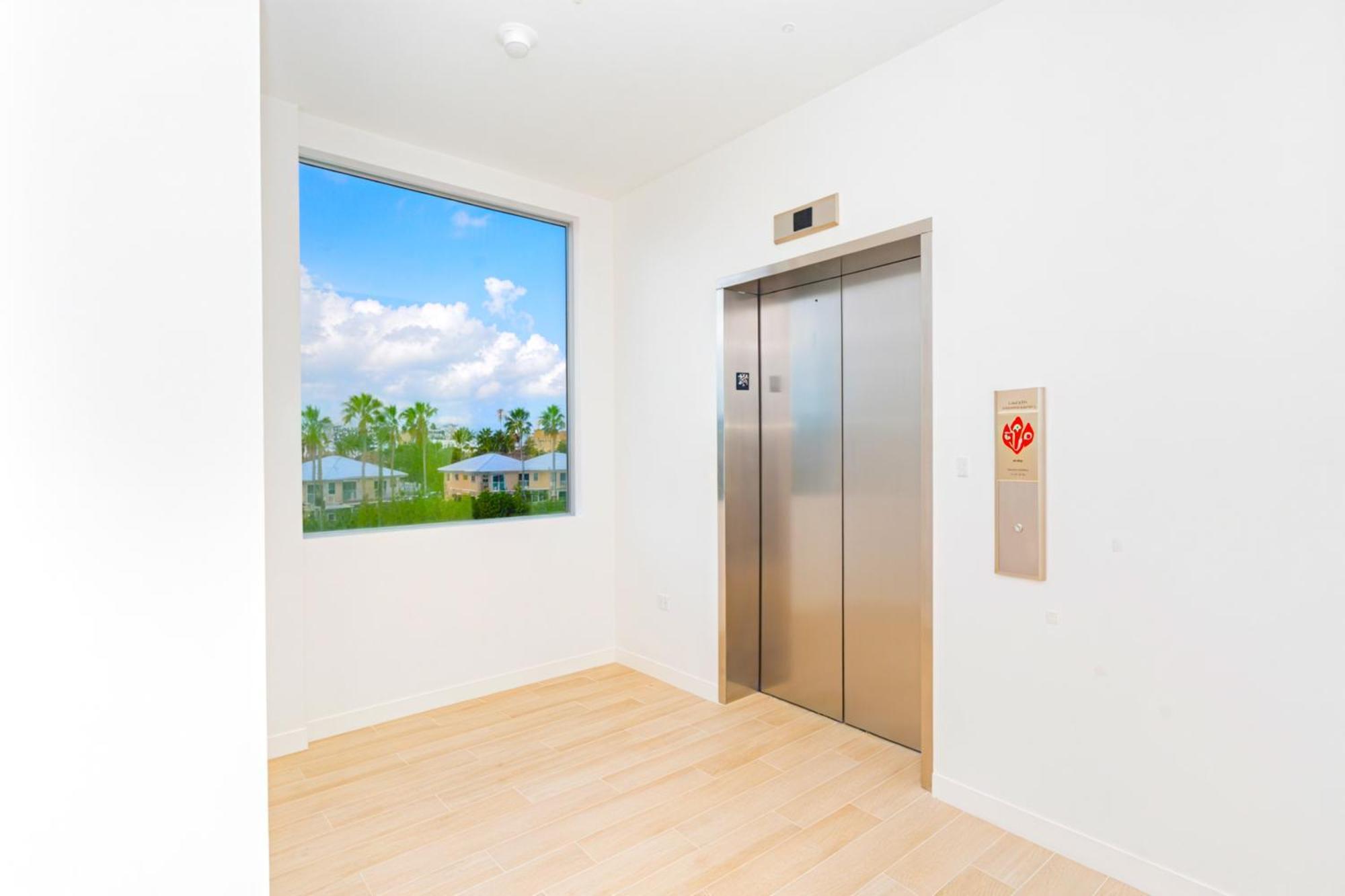Cayman Luxury Rentals At One Canal Point George Town Eksteriør billede