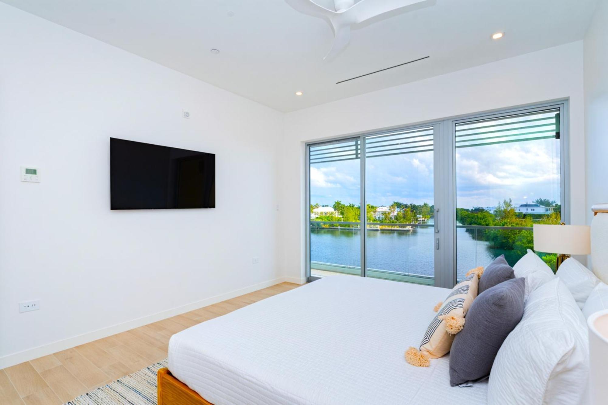 Cayman Luxury Rentals At One Canal Point George Town Eksteriør billede